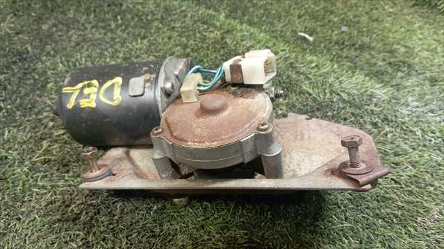 Foto 3ª: Motor Limpia Delantero Mitsubishi Pajero 2.6 G L042 CABRIO [4G54] (1984)