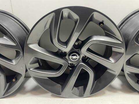 Foto 3ª: Juego LLantas Opel Crossland HN05 (2018)