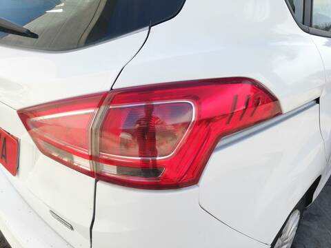 Piloto Trasero Derecho Ford B Max T3JB CB2)