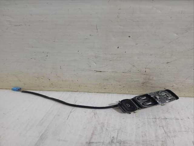 Botonera Elevalunas Mercedes Clase C 160 CLK 240 209.361) 170CV