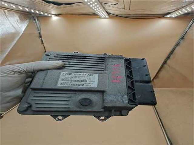 Centralita Motor ECU Suzuki Swift 1.3 GL (3-PTAS.) [1.3 LTR. - 51 KW DDIS DIESEL CAT]
