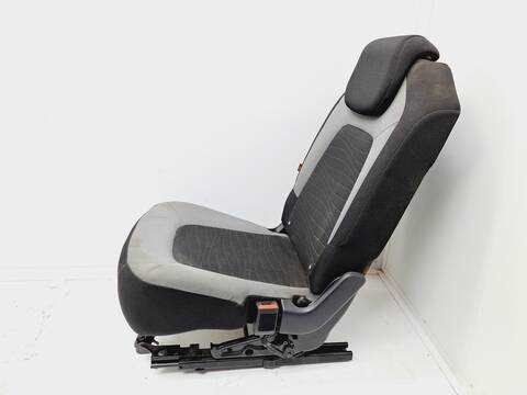 Foto 2ª: Asientos Traseros Citroen C4 ORIGINS PICASSO 130CV 96KW [HN02] (2015)