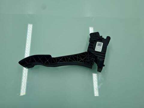 Foto 1ª: Pedal Acelerador Volkswagen Touran ADVANCE BMT 150CV 110KW [DTSB] (2021)