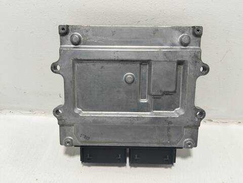 Foto 2ª: Centralita Motor ECU Volvo V60 D4204T4 (2017)