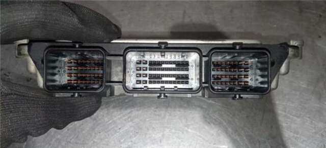 Foto 3ª: Centralita Motor ECU Citroen C4 1.6 HDI [9HX (DV6ATED4)]