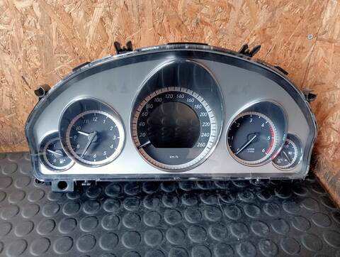 Cuadro de Instrumentos Mercedes Clase E 180 3.0 CDI CAT 231CV