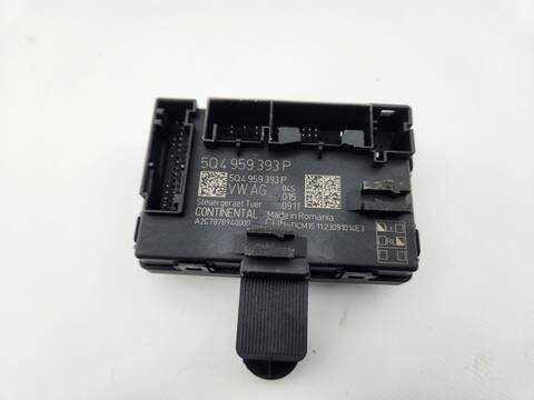 Centralita Motor ECU Volkswagen Caddy BASE 74CV 55KW
