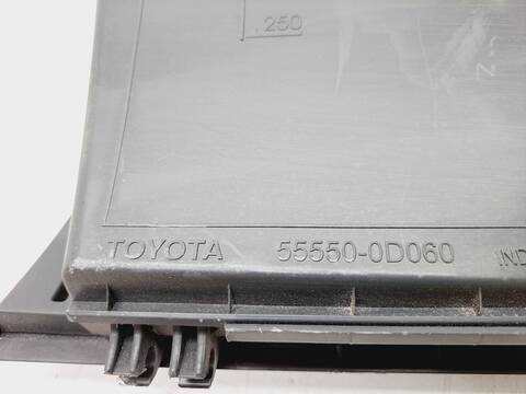 Foto 3ª: Guantera Toyota Yaris 1.4 TD CAT 90CV 66KW [1ND] (2009)