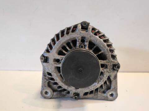 Alternador Nissan NV200 K9K608