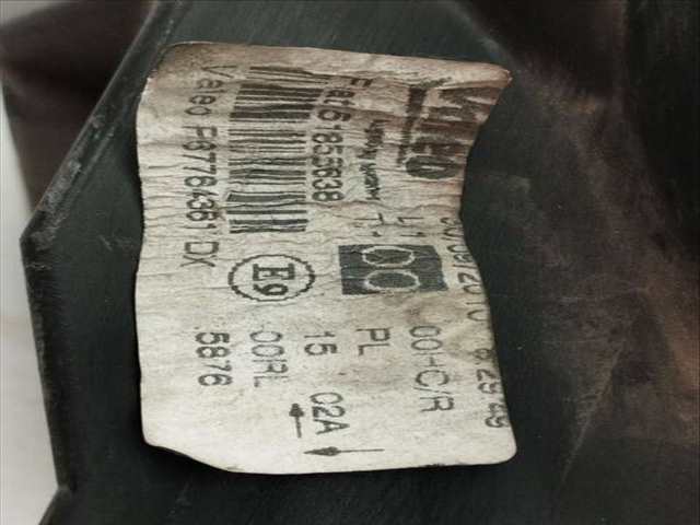 Foto 3ª: Faro Derecho Fiat Grande Punto 1.3 16V MULTIJET DYNAMIC 55KW) 01.2007 ) 75CV (2007)