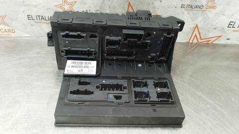 Foto 3ª: Caja Reles Fusibles Mercedes Clase E 180 E 320 CDI 211.026) BERLINA 204CV 150KW [648961] (2004)