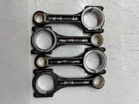 Biela Volkswagen Caddy 102 CV 75KW