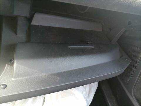 Foto 2ª: Guantera Ford Focus TITANIUM 125CV 92KW [M1DA] (2012)