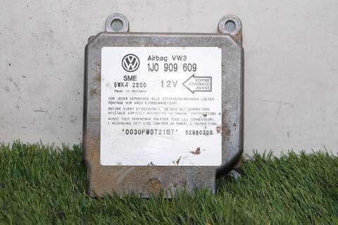 Foto 2ª: Centralita Airbag Volkswagen Golf HIGHLINE 110CV 81KW (1997)
