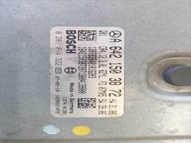 Foto 2ª: Centralita Motor ECU Mercedes Clase C 160 320 - 350 CDI GRAND EDITION 219.322) 224CV (2004)