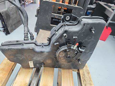 Deposito AdBlue Volkswagen Tiguan ADVANCE BMT 150CV 110KW