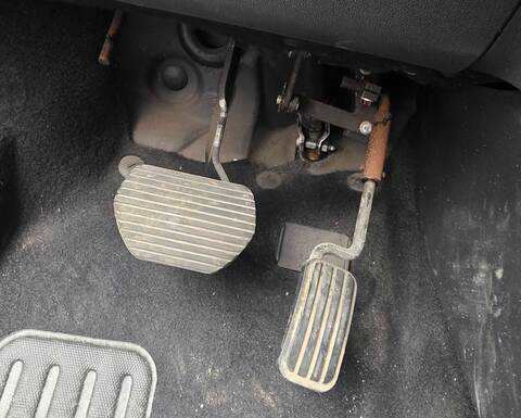 Foto 2ª: Pedal Freno Citroen C3 SELECTION 95CV 70KW (2011)
