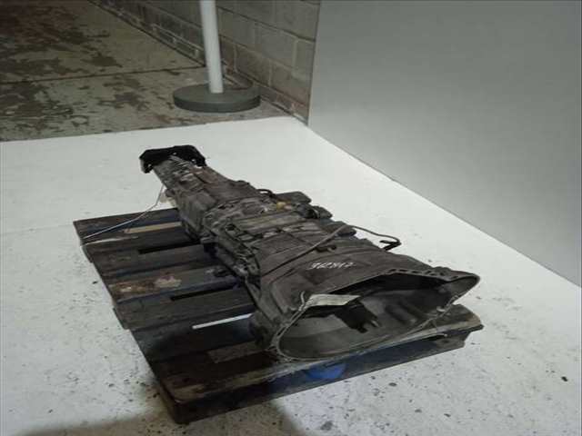 Foto 3ª: Caja Cambios Mercedes Clase E 180 3.0 BERLINA 188CV 138KW [M 103.983] (1988)