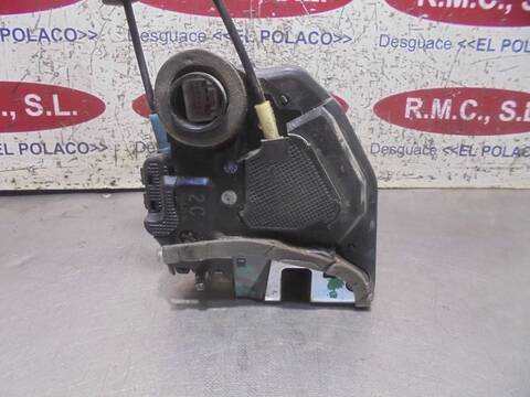 Foto 2ª: Cerradura Puerta Trasera Izquierda Toyota Rav4 EXECUTIVE 177CV 130KW [2ADFHV] (2008)