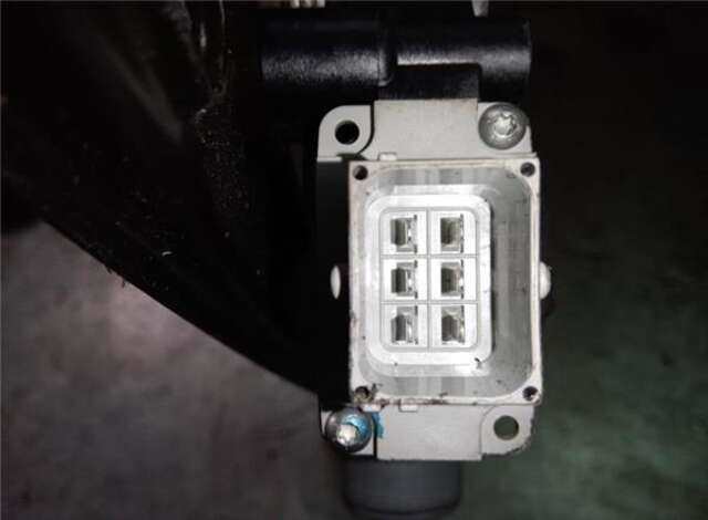 Foto 2ª: Elevalunas Eléctrico Delantero Derecho Mercedes Clase E 180 E 270 CDI (210.016) [OM 612.961]