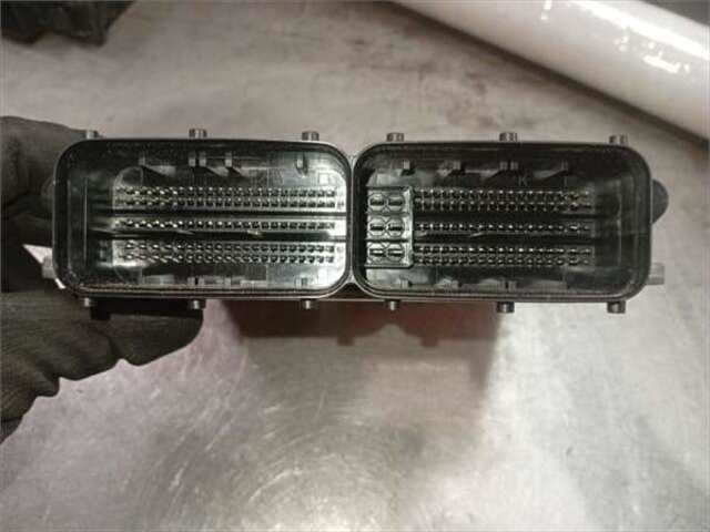 Foto 3ª: Centralita Motor ECU Audi A6 2.0 40 TDI DESIGN [2.0 LTR. - 150 KW 16V TDI]