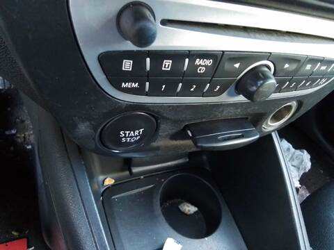Foto 4ª: Motor de Arranque Renault Fluence 1.5 DCI DIESEL FAP 110CV 81KW [K9K J8] (2011)