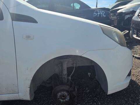 Aleta Delantera Derecha Chevrolet Aveo LS 101CV 74KW