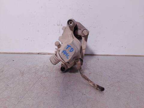 Foto 3ª: Pedal Embrague Volvo S40 2.0 D KINETIC BERLINA 136CV 100KW [D4204T] (2005)