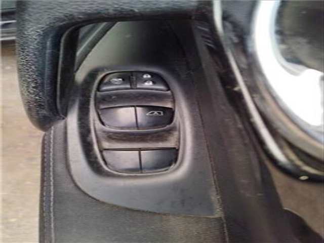 Foto 1ª: Botonera Elevalunas Nissan Qashqai 1.5 TEKNA PREMIUM [1 5 LTR. - 81 KW TD CAT] 110CV [K9K] (2014)