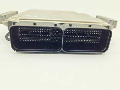 Foto 3ª: Centralita Motor ECU Land Rover Range 2.0 D 4X4 150CV 110KW [204DTD(AJ20D4)] (2016)