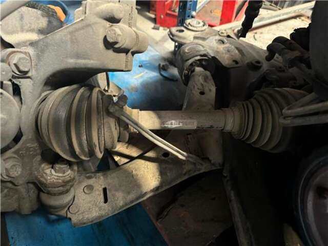 Transmision Delantera Derecha Volvo S80 2.4 D5 EXECUTIVE [2.4 LTR. - 136 KW DIESEL CAT]
