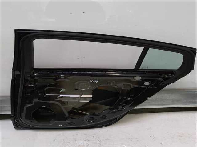 Puerta Trasera Derecha Opel Insignia 170 CV 125KW