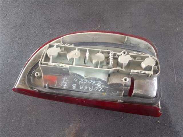Foto 3ª: Piloto Trasero Izquierdo Opel Corsa 1.7 D [X 17 D (4EE1)]
