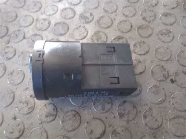 Foto 2ª: Mando Multifuncion Volkswagen Bora 1.9 HIGHLINE [1.9 LTR. - 81 KW TDI] [ASV]