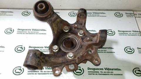 Foto 3ª: Mangueta Trasera Derecha Mitsubishi Montero 3.2 DI-D CAT 160CV 118KW [4M41] (2001)