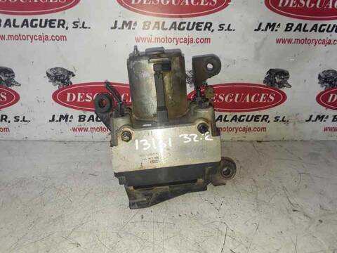 Foto 2ª: Centralita Abs Audi A4 BERLINA (1994)