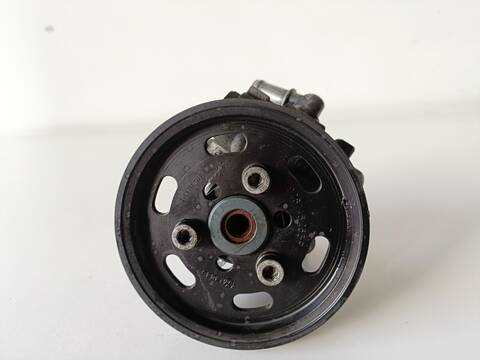 Bomba de Direccion Audi A4 1.9 TDI 90CV