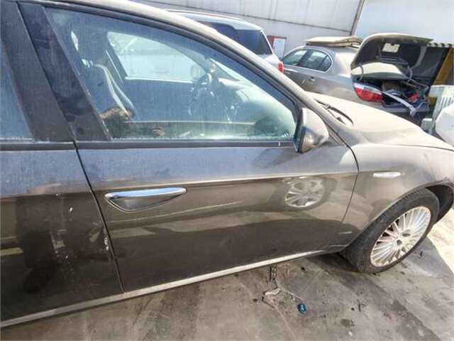 Puerta Delantera Derecha Alfa Romeo 159 1.9 JTDM 16V DISTINCTIVE [1.9 LTR. - 110 KW JTD (M) 16V CAT]