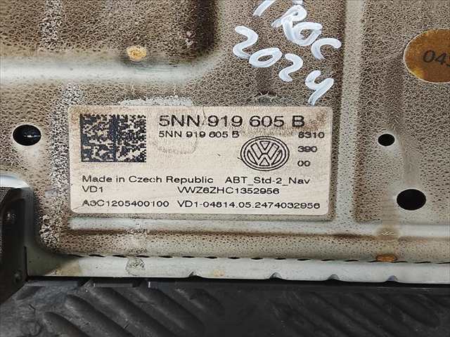 Foto 3ª: Sistema Audio Radio CD Volkswagen T-Roc 2.0 TDI 115CV (2024)