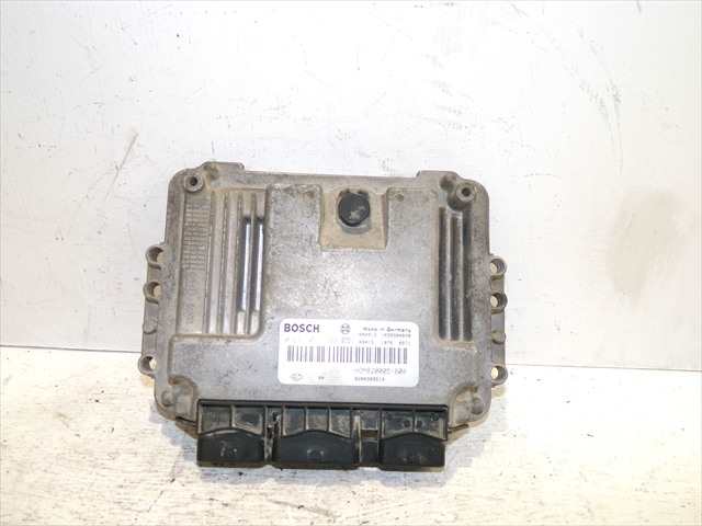 Centralita Motor ECU Opel Vivaro 1.9 DCI 2002-2006