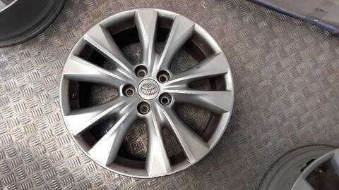 Foto 2ª: Juego LLantas Toyota Rav4 EXCLUSIVE 151CV 112KW [3ZRFAE] (2015)