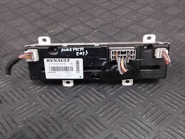 Foto 2ª: Mando Calefacción A. A. Renault Master 2.3 DCI (2012)