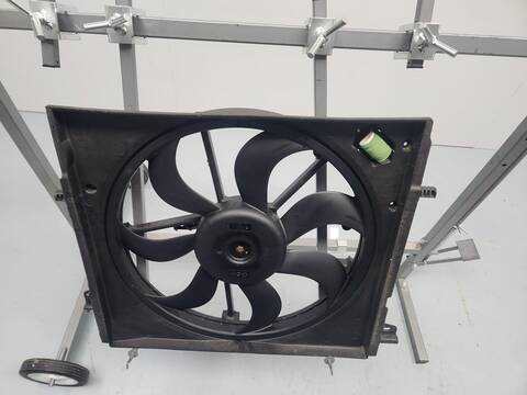 Foto 3ª: Electroventilador Nissan Qashqai ACENTA 140CV 103KW [HR13] (2020)