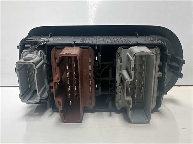 Foto 2ª: Botonera Elevalunas Renault Scenic 1.9 DCI (2004)