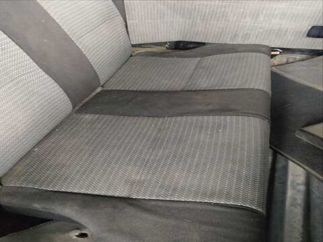 Asientos Traseros Isuzu Trooper VERSION INDEFINIDA