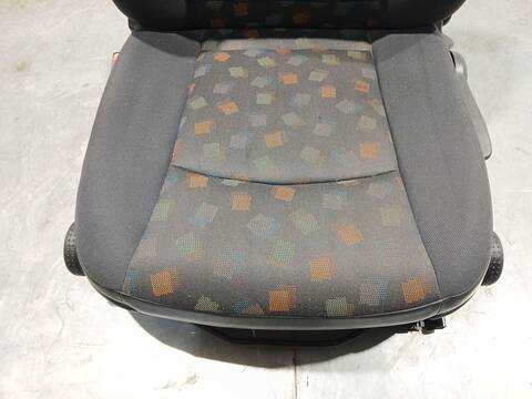Foto 2ª: Asiento Delantero Izquierdo Mercedes Vito 115 CDI 4X4 639.601 639.603 639.605) 150CV 110KW FURGONETA [646982]