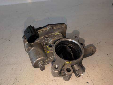 Foto 3ª: Caja Mariposa Opel Corsa CATCH ME 75CV (2006)