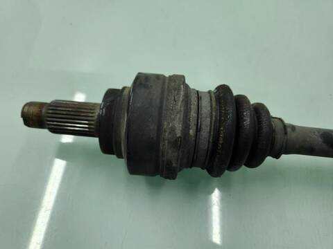 Foto 3ª: Transmision Trasera Izquierda Bmw Serie 1 114 116D 116CV 85KW [N47D20C] (2013)