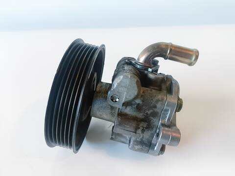 Foto 2ª: Bomba de Direccion Audi A3 1.6 ATTRACTION 102CV (1997)