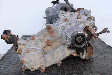 Foto 3ª: Caja Cambios Mitsubishi Montero 2500 TD GLX 5-PTAS.) 99CV 73KW (1991)